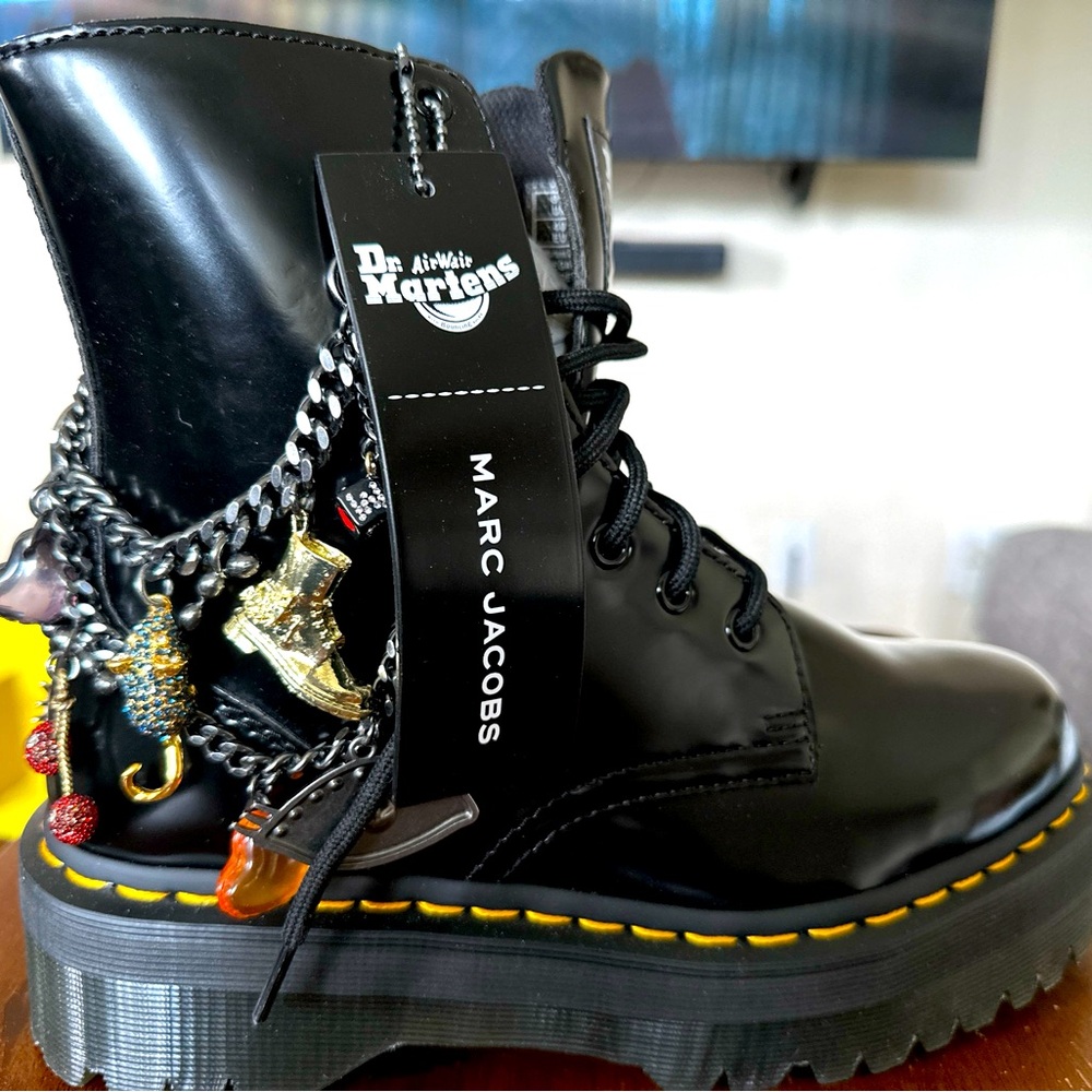 New in box Dr. Martens X Marc Jacobs Charm Jadon boots